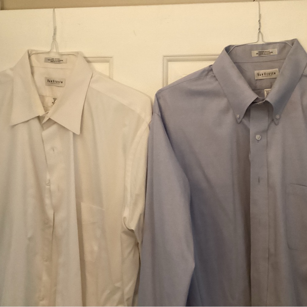 2 Van Heusen Men’s Dress Shirts.